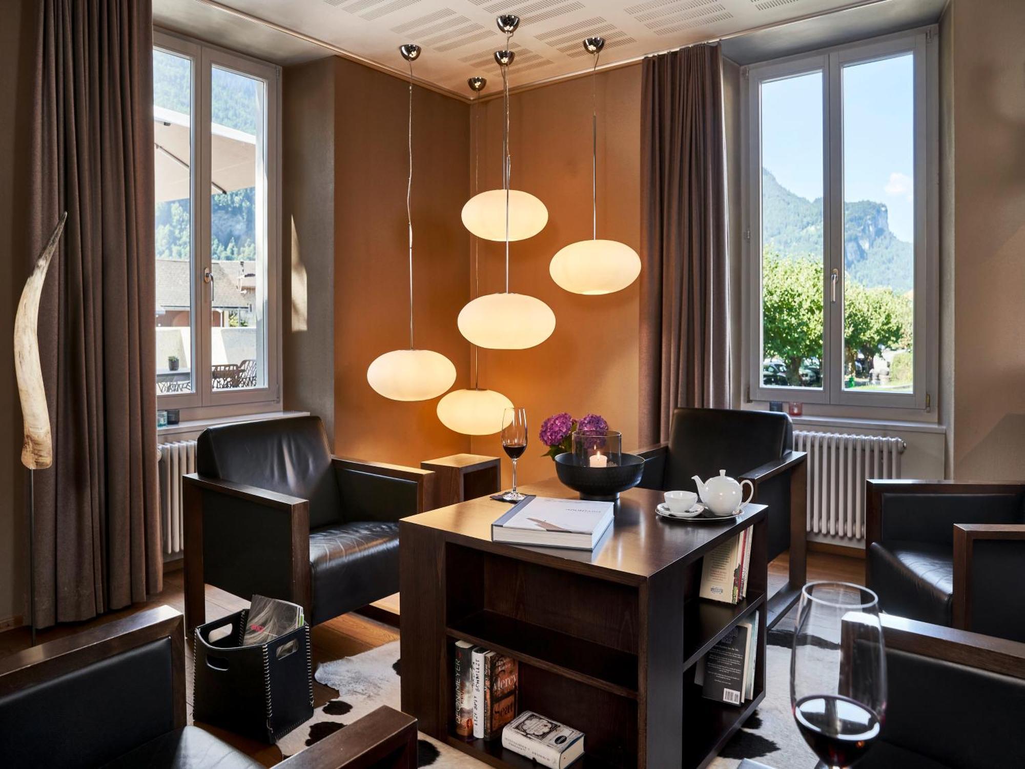 Victoria - Alpine Boutique Hotel & Fine Dining Meiringen Bagian luar foto