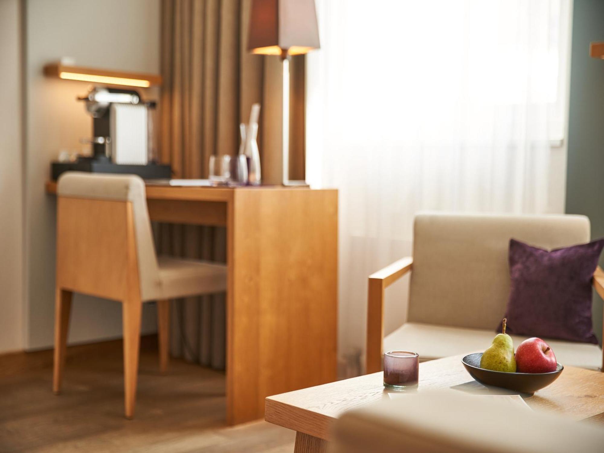 Victoria - Alpine Boutique Hotel & Fine Dining Meiringen Bagian luar foto